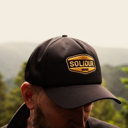 Schwarze Kappe SOLIDUR